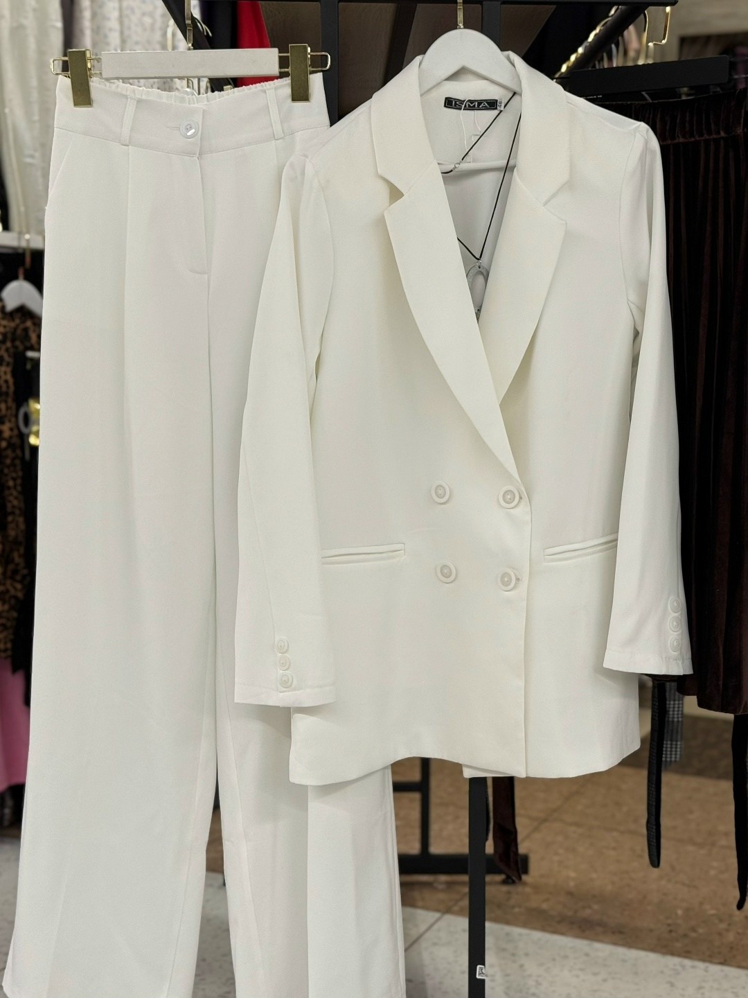 костюмы брючные,женские брючные костюмы,зеленый брючный костюм женский,модные брючные костюмы,брючный костюм элегантный