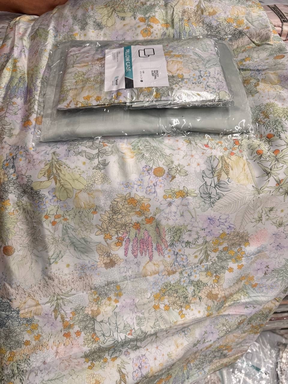 комплект постельного белья,постельного белья,комплект одеяло,стеганое одеяло,тонкое одеяло