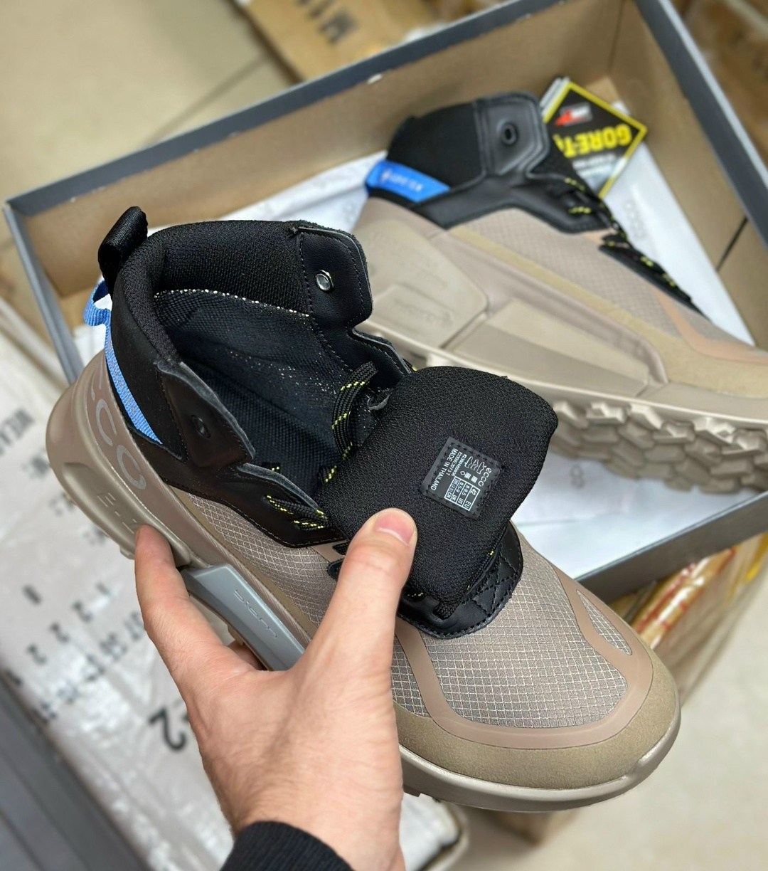 кроссовки,кроссовки ecco,ecco ботинки,ботинки мужские,повседневные кроссовки