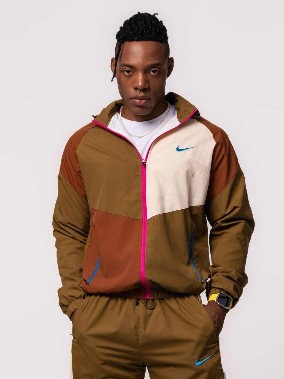 повседневная куртка,куртка,куртка анорак,коричневая куртка,анорак