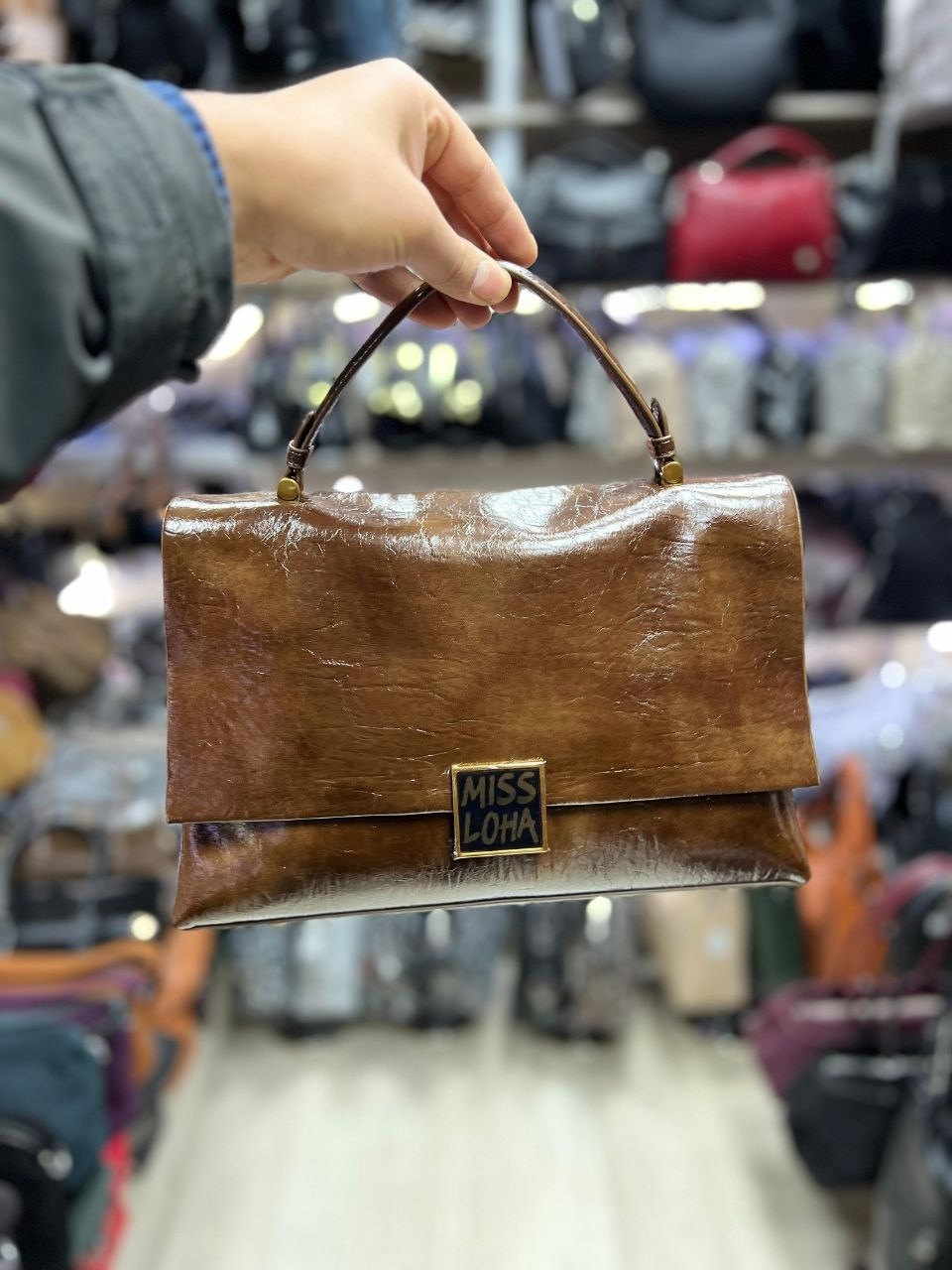 клатч,сумка,сумка бордовая лакированная,бордовая сумка,модная сумка