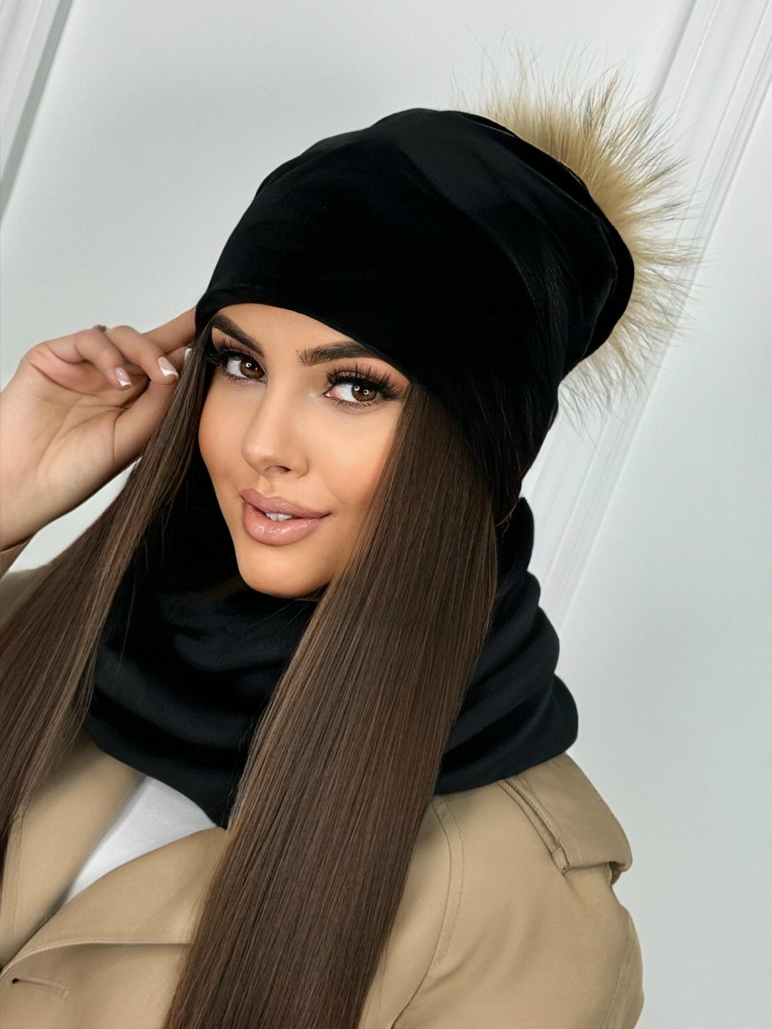 шапка для женщин,женская шапка,комплект шапки,шапка зимняя женская,велюровая шапка