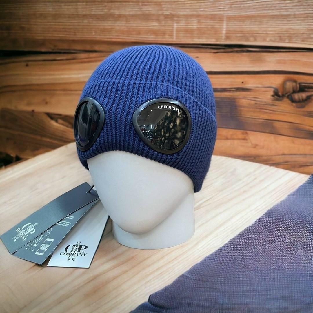 шапка сипи компани,шапка c p company,шапка сипи компани с линзами,шапка с очками