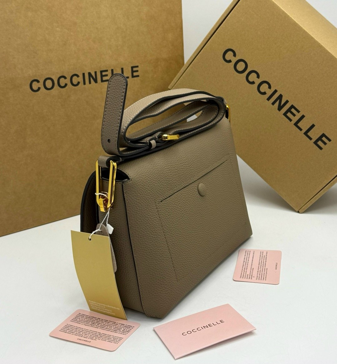 сумка coccinelle,женская сумка coccinelle,кожаная сумка coccinelle,сумка,сумки коричневый