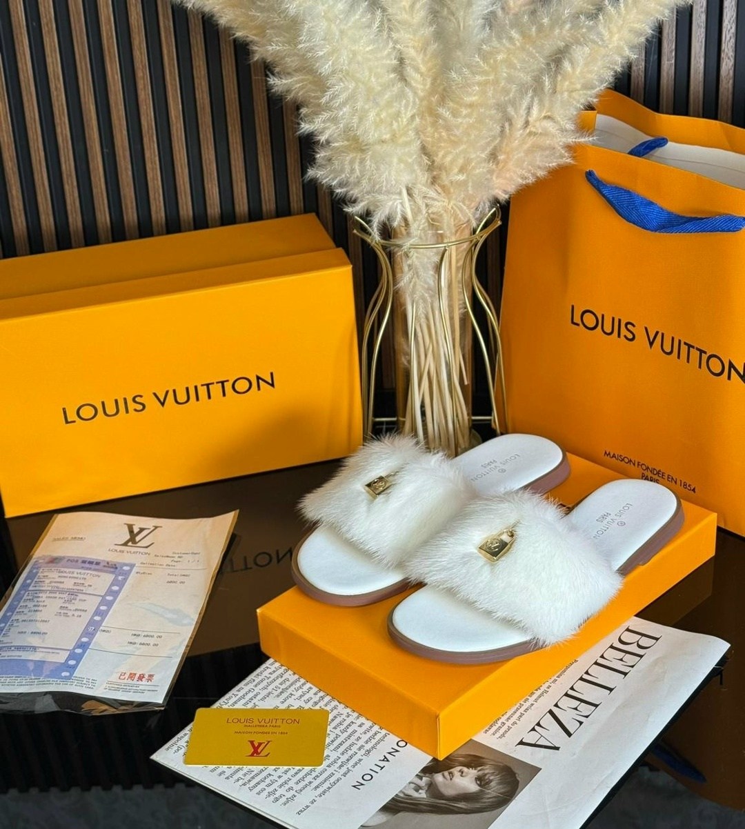 тапочки louis vuitton,шлепанцы louis vuitton,,меховые тапочки луи виттон,тапочки женские