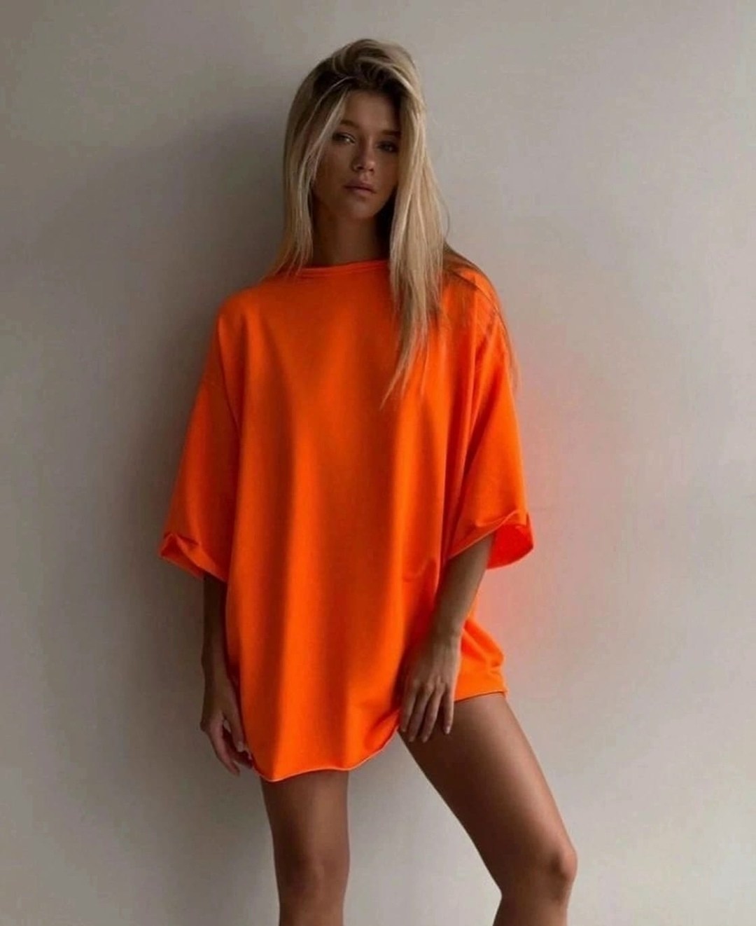 яркие футболки женские оверсайз,женская футболка оверсайз,футболка оверсайз,футболка оверсайз свободная кроя,футболка оверсайз оранжевая
