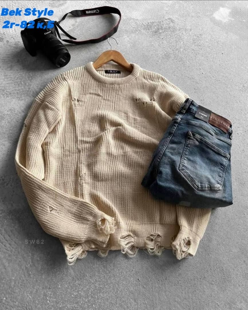 вязаные свитера мужские,свитер,рваные свитера,модные свитера,свитер повседневный