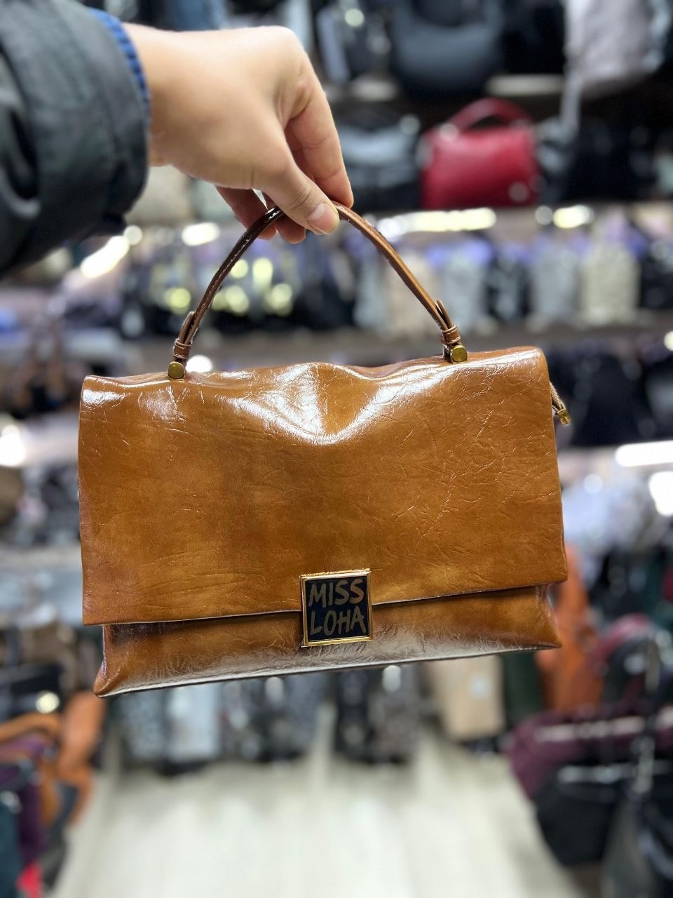 клатч,сумка,сумка бордовая лакированная,бордовая сумка,модная сумка