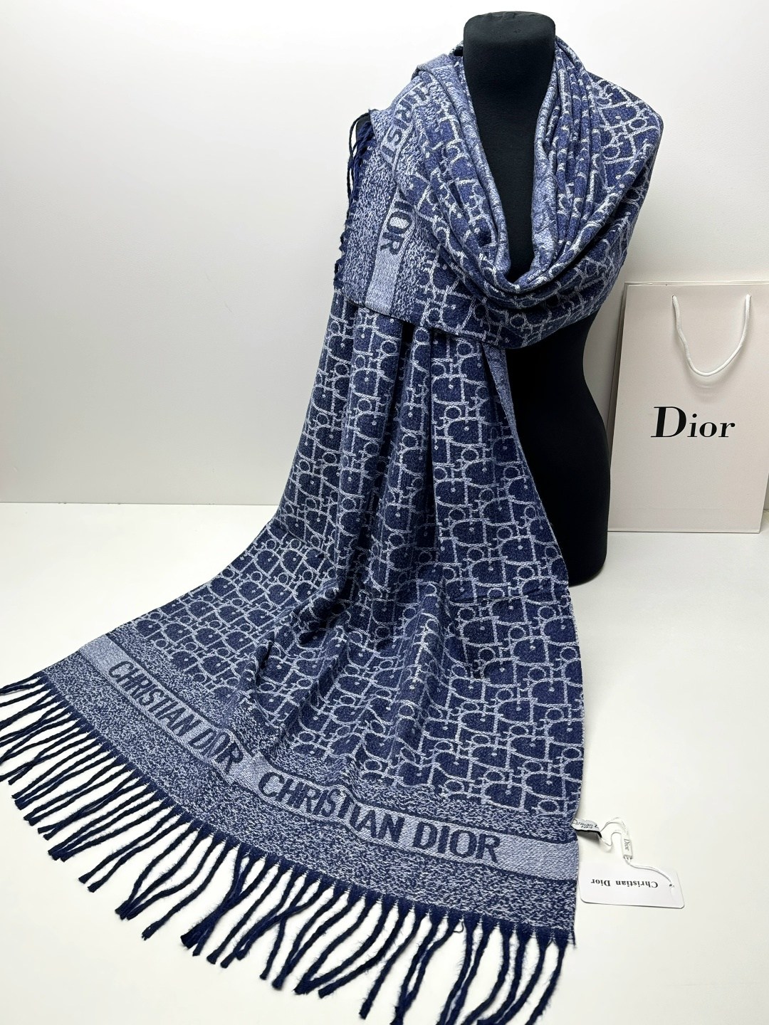 палантины dior,палантин диор,палантин женские,палантин теплый,палантин christian dior