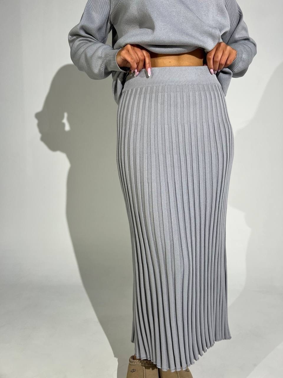 трикотажные костюмы,костюм с юбкой плиссе,трикотажные костюмы женские с юбкой,юбка плиссе,костюм вязаный с юбкой