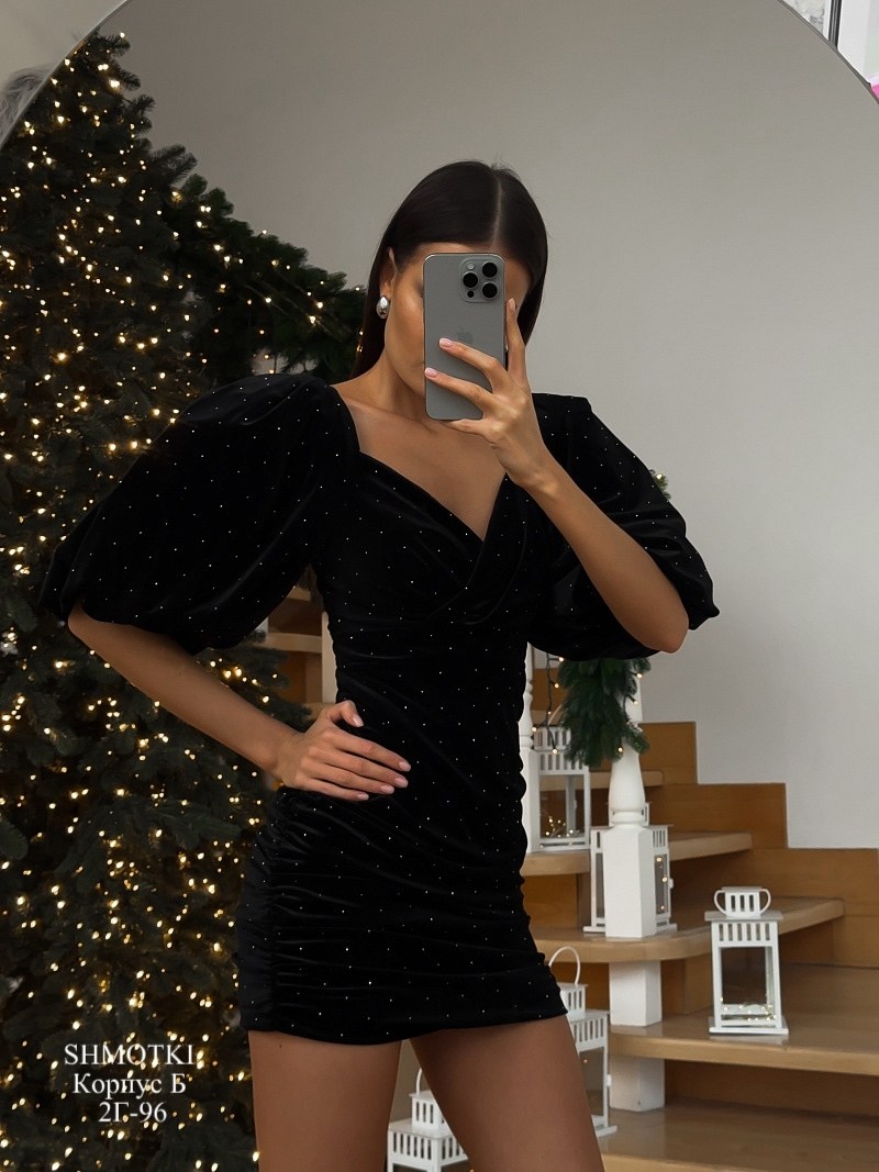 платье с объемными рукавами,вечернее платье короткое,вечернее платье мини,платье стильное,вечернее платье со стразами