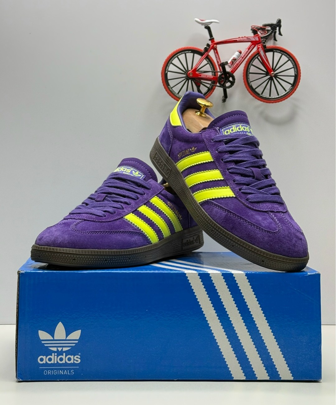 кроссовки adidas spezial,adidas spezial фиолетовые,кроссовки adidas,,adidas munchen (purple/yellow)