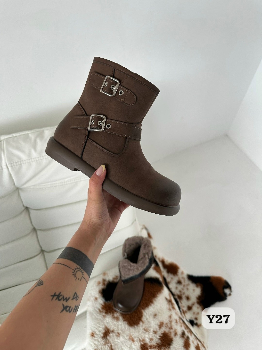 ,короткие сапоги,сапоги модные,женские сапоги,женская