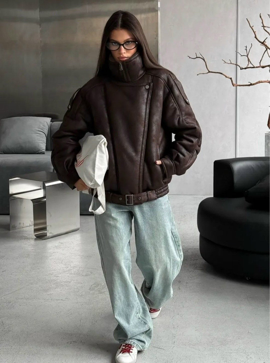 куртка бомбер,оверсайз куртка,кожаная куртка,стильная дубленка,дубленка оверсайз