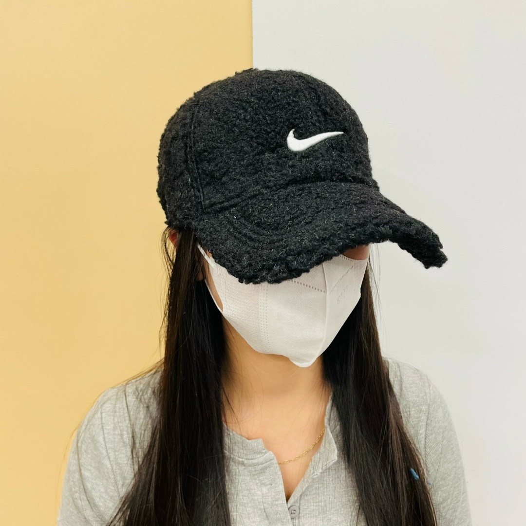 кепка меховая,кепка зимняя,кепка теплая,плюшевая кепка найк,бейсболка меховая