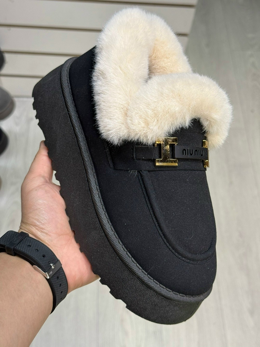 женские угги,,угги,угги женские зимние,модные угги