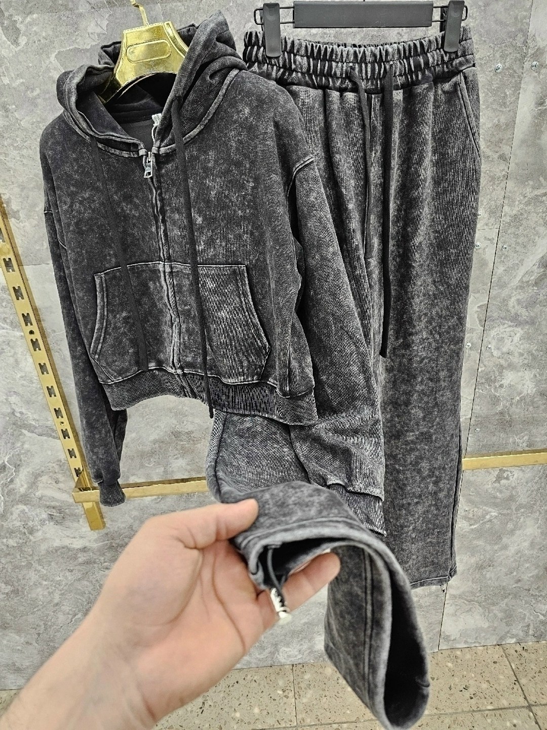 спортивные костюмы женские,спортивные костюм,костюмы двойки,велюровые костюмы,серый спортивный костюм женский