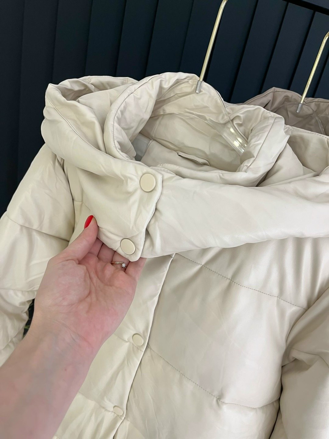 стильные пуховики,куртка демисезонная,куртка женская демисезонная,куртка женская,пуховик бежевый