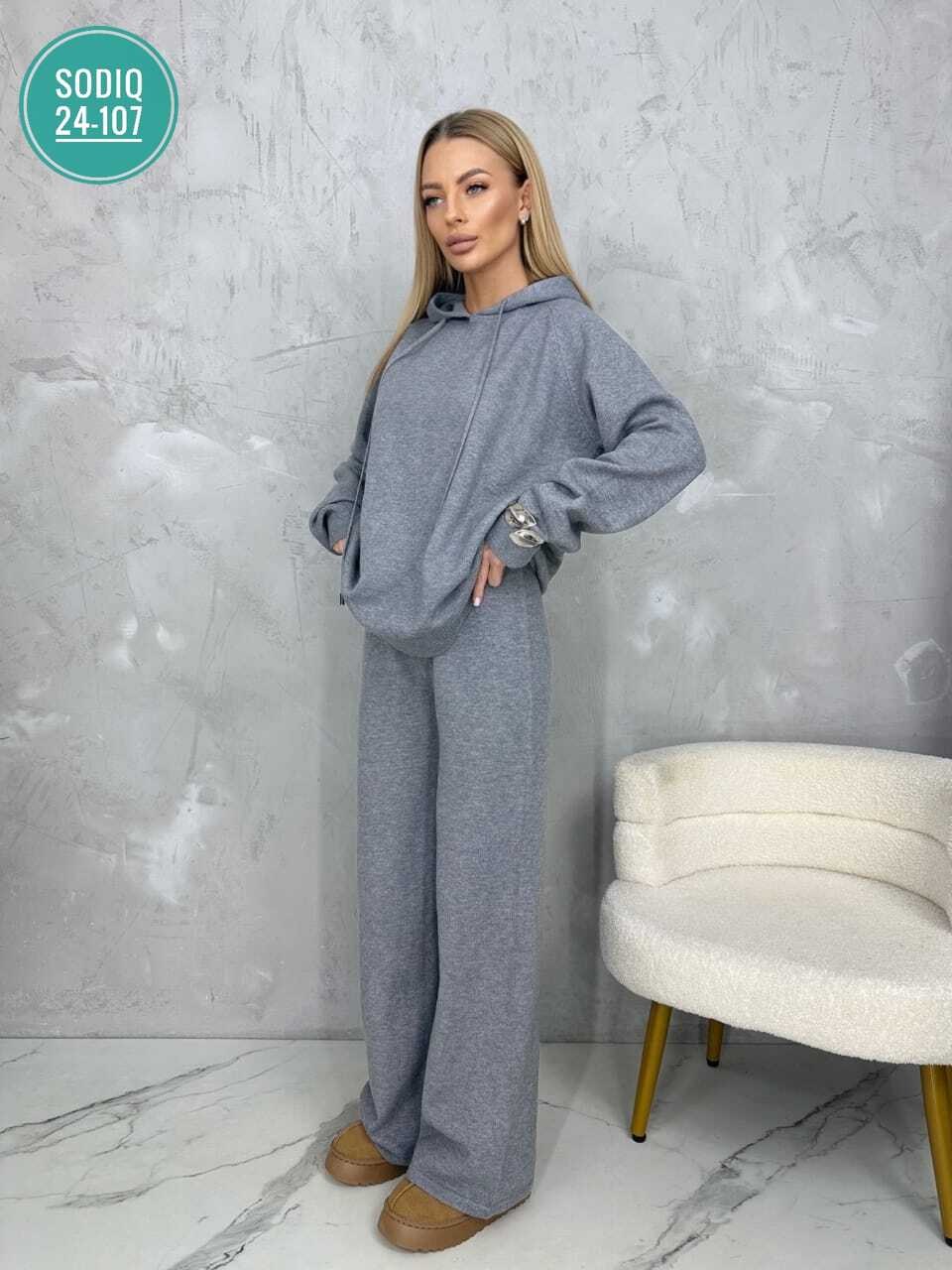 трикотажные костюмы,трикотажные костюмы женские,женские костюмы,костюм женский на флисе,кашемировый костюм