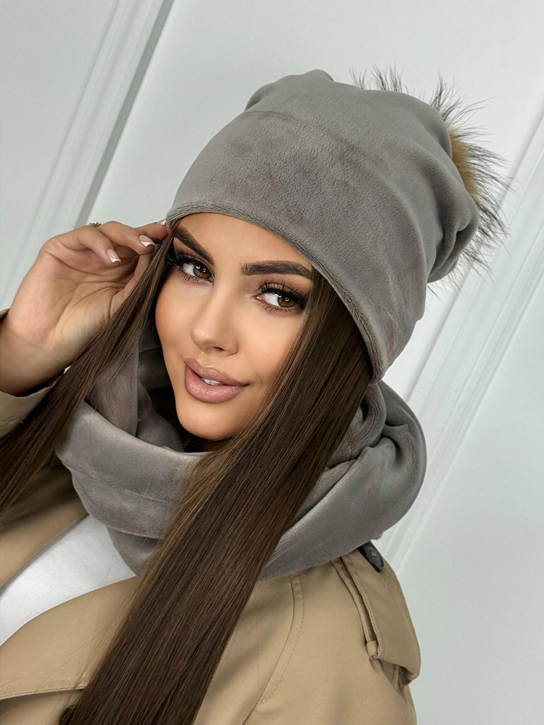 шапка для женщин,женская шапка,комплект шапки,шапка зимняя женская,велюровая шапка