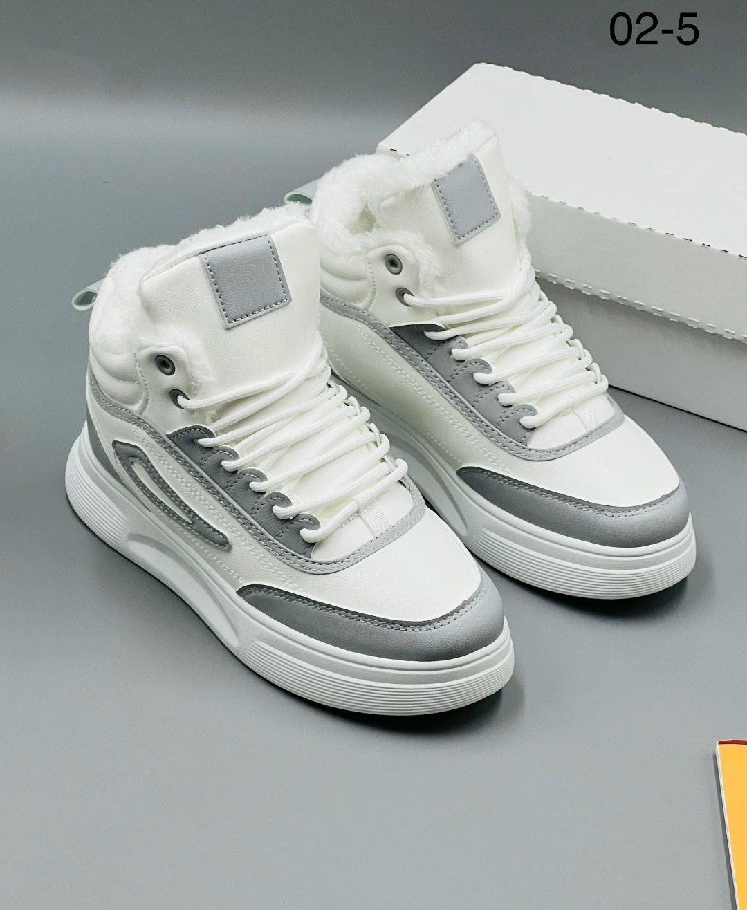 кроссовки женскиe,кроссовки женские зимние,кроссовки зимние женские белые,кроссовки зимние белые,белые кроссовки женские