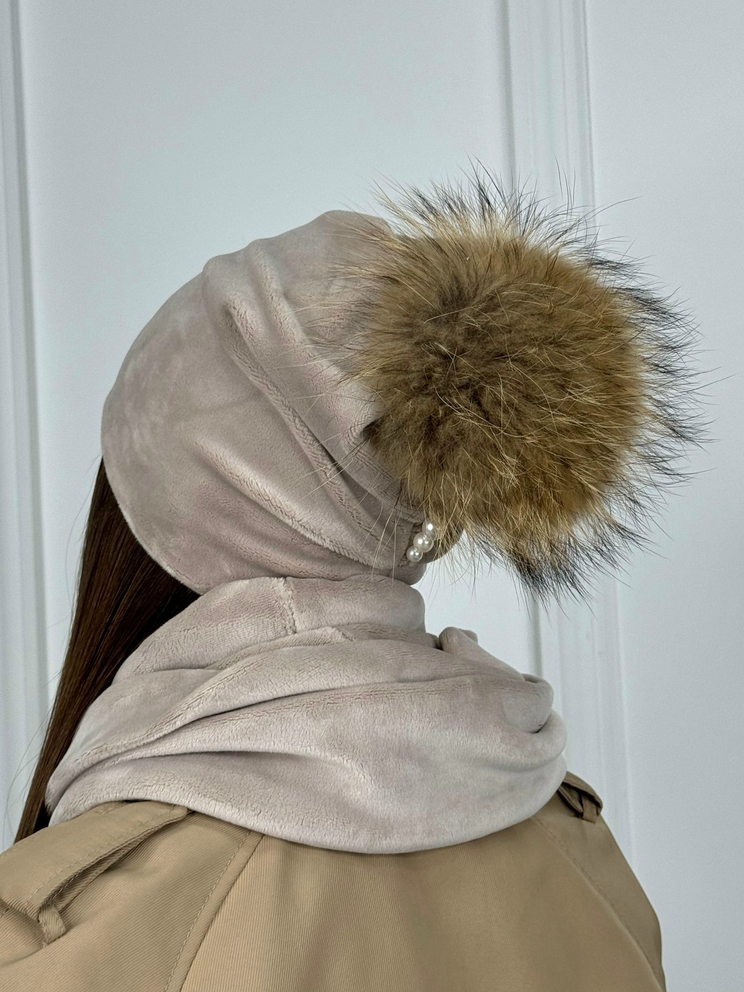 шапка для женщин,женская шапка,комплект шапки,шапка зимняя женская,велюровая шапка