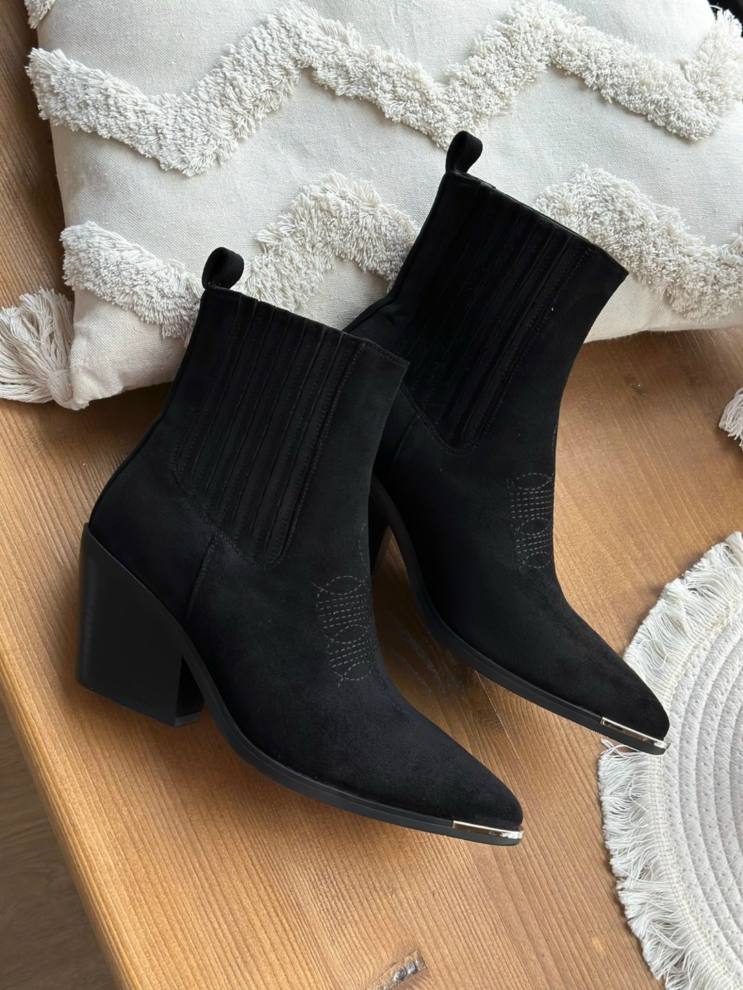 ,ботильоны женские,стильные ботильоны,ботильоны замшевые,ботильоны казаки