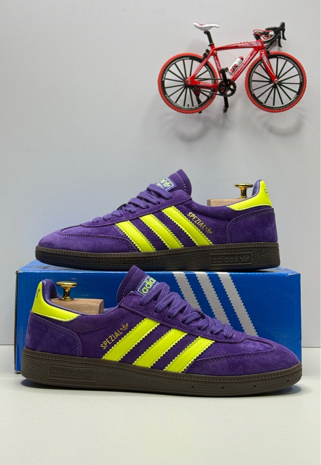 кроссовки adidas spezial,adidas spezial фиолетовые,кроссовки adidas,,adidas munchen (purple/yellow)