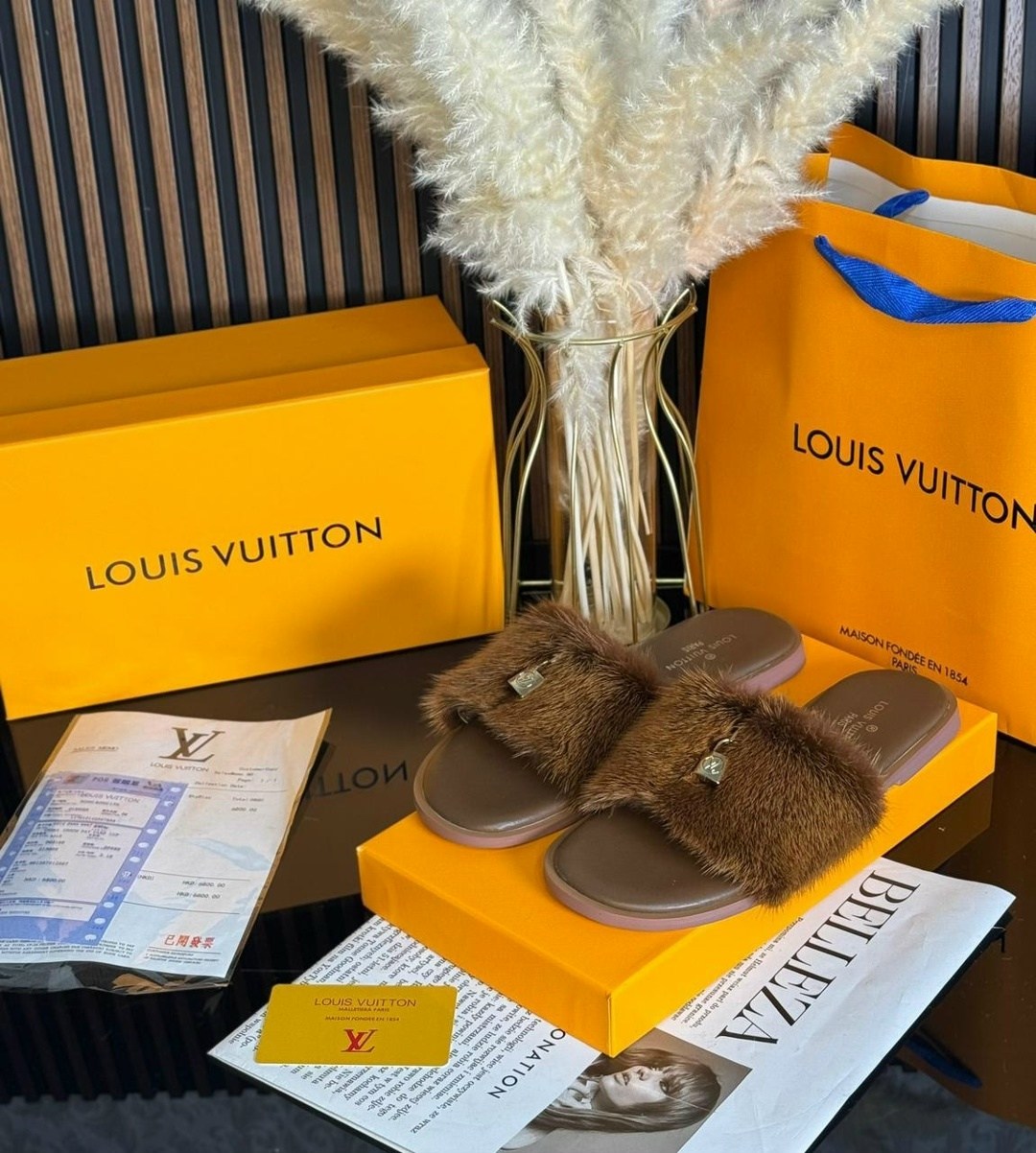тапочки louis vuitton,шлепанцы louis vuitton,,меховые тапочки луи виттон,тапочки женские