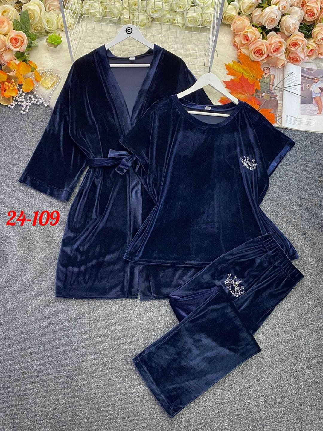 костюмы брючные,велюровые костюмы,велюровый брючный костюм женский,домашний велюровый костюм,велюровый комплект