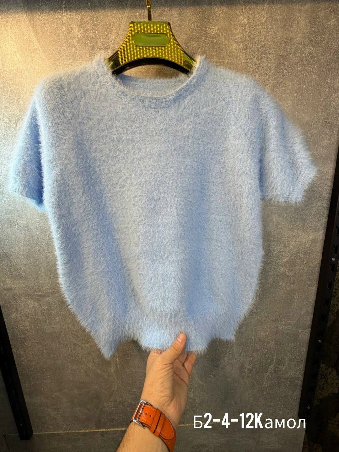 жилет вязаный,голубой джемпер,джемпер мягкий,джемпер,жилетка вязаная