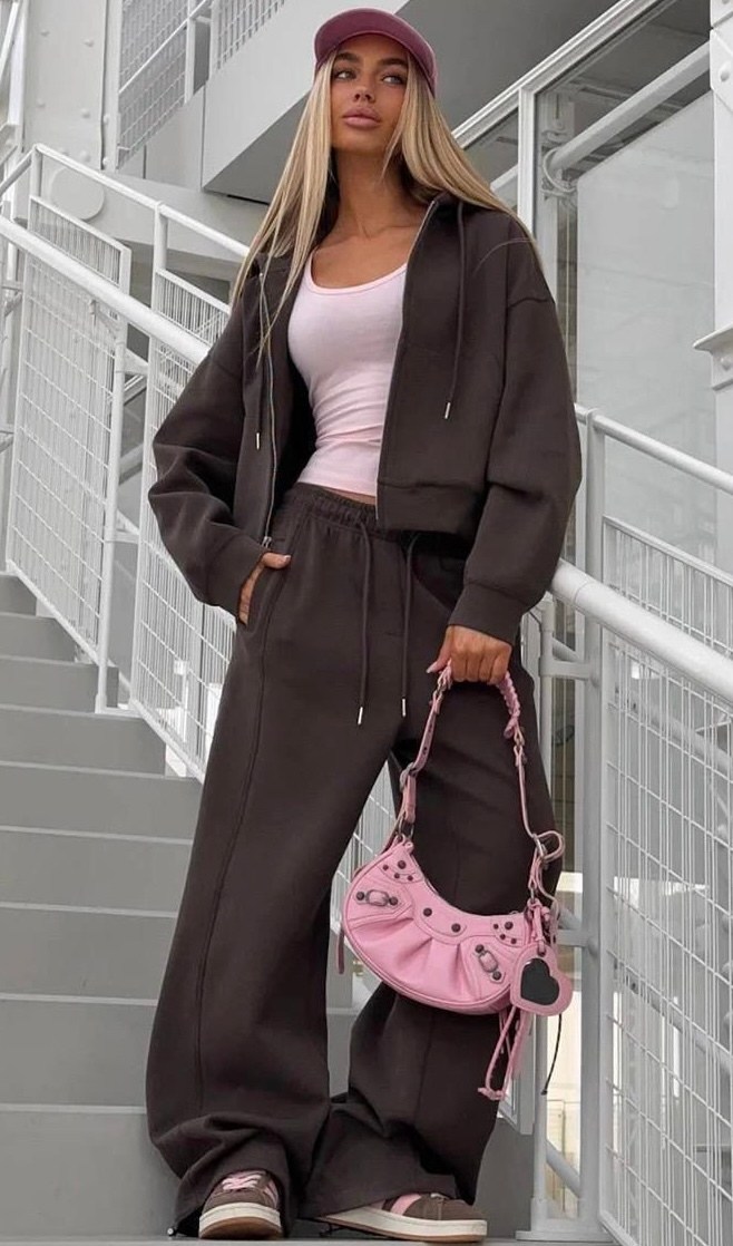 костюмы спортивные,костюм на флисе,костюмы комплекты,костюм со штанами,костюмы спортивные женские