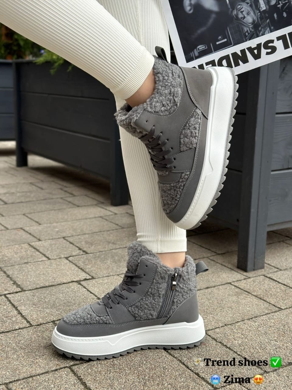 ,кроссовки женские зимние,женские зимние кроссовки с мехом,женская зимняя ,кроссовки женскиe