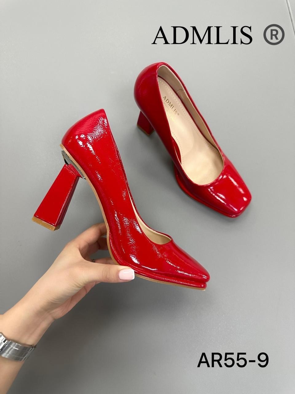 ,каблуки туфли,туфли женские,черные туфли,туфли лодочка