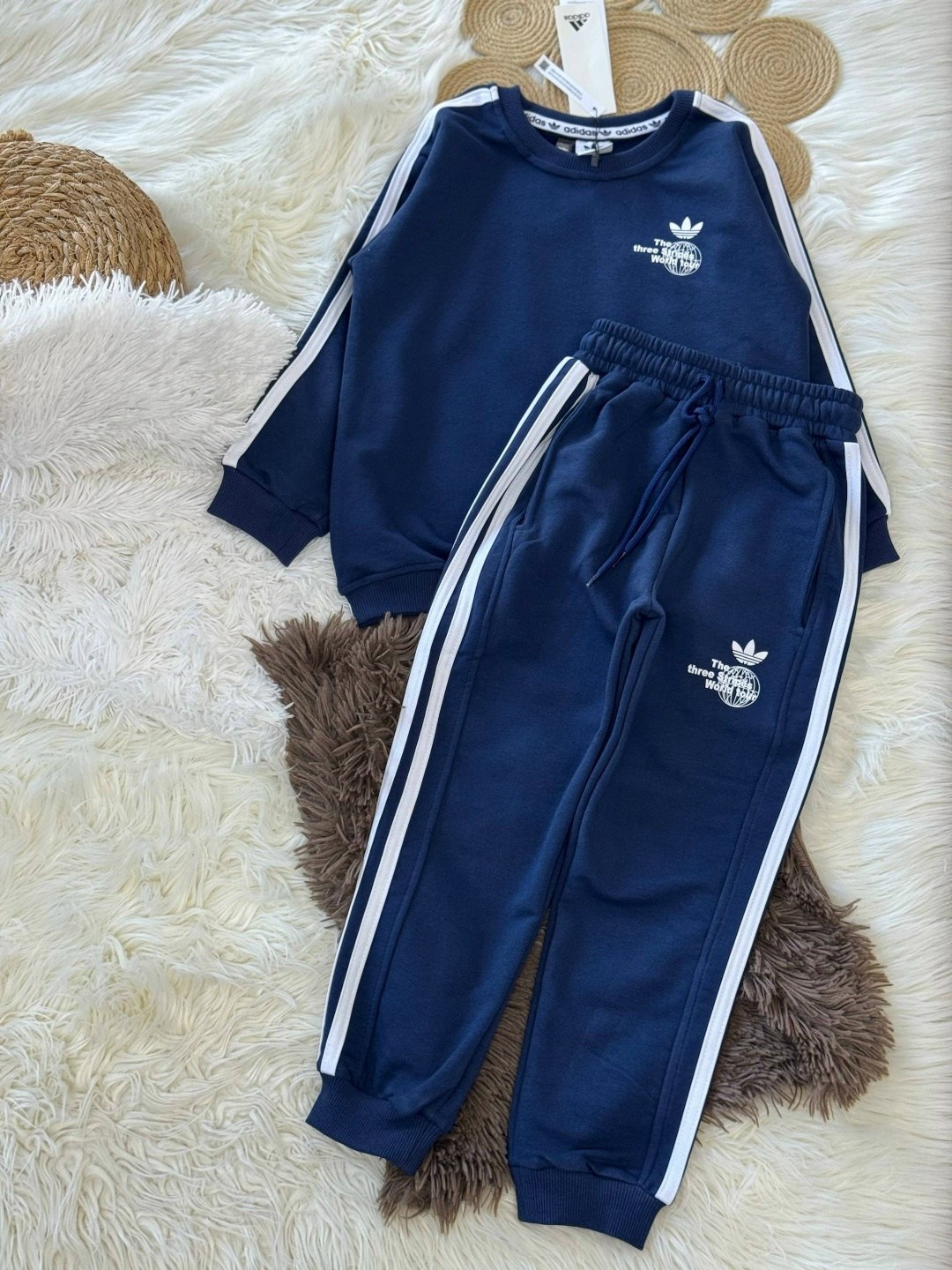 синий костюм адидас ориджинал,спортивный костюм adidas originals,детский спортивный костюм адидас 92 размер,спортивный костюм адидас для мальчика 12 лет,костюм спортивный тройка адидас детский