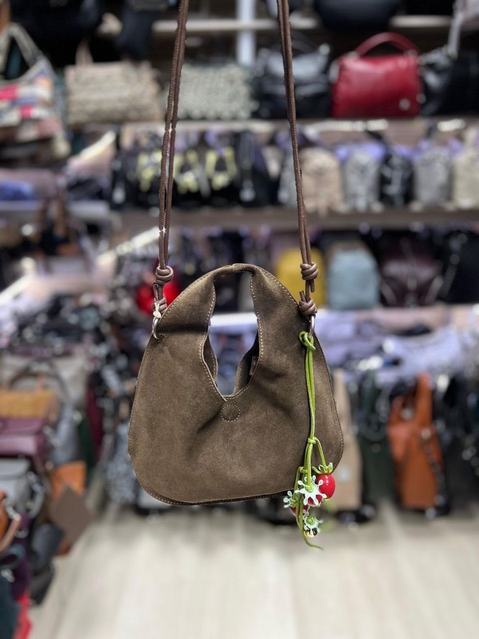 замшевая сумка женская,замшевая сумка,сумка из натуральной замши,сумка женская из натуральной замши,сумка замшевая большая