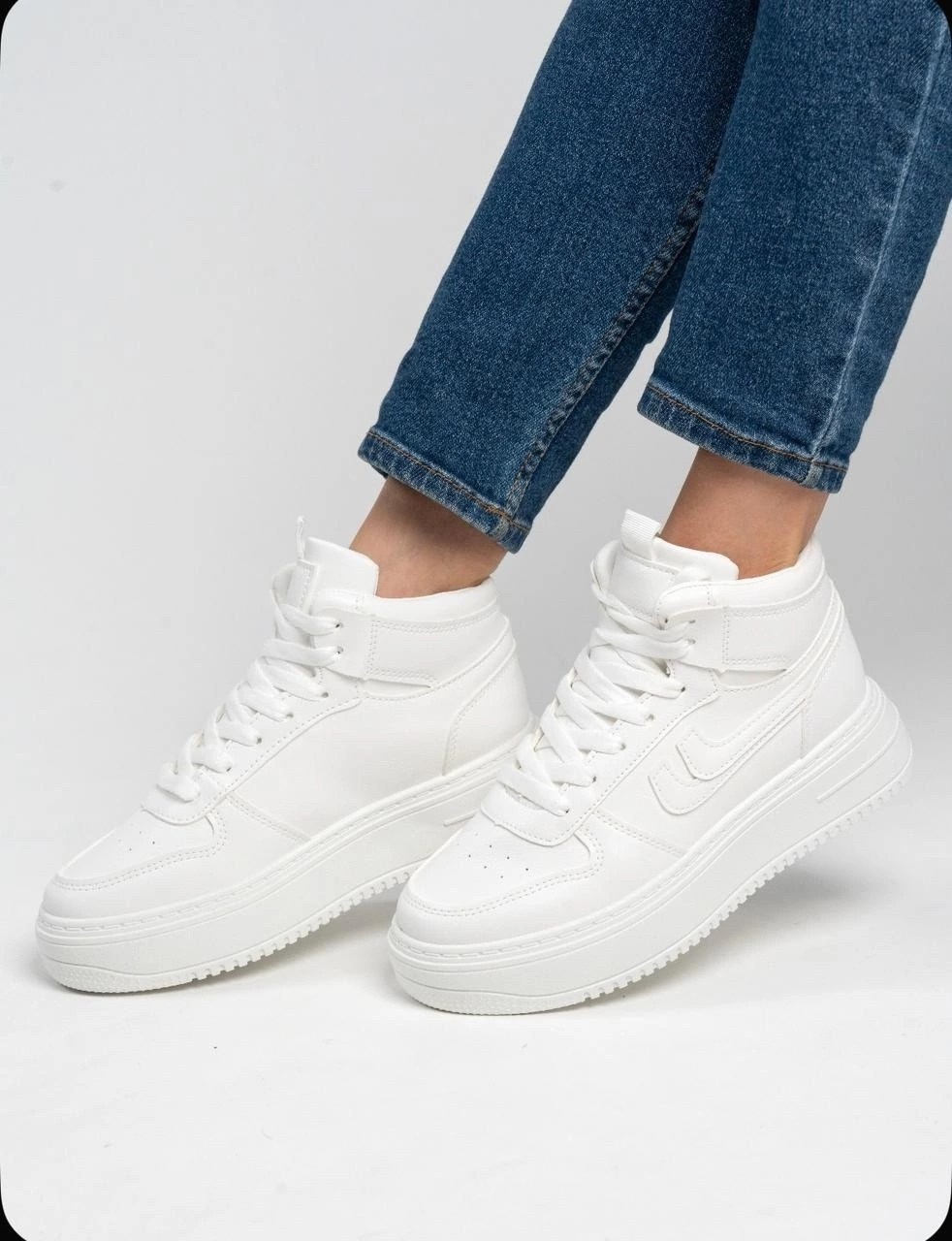 высокие белые кроссовки женские прада,,кроссовки женские,кроссовки женские белые,женские высокие кроссовки