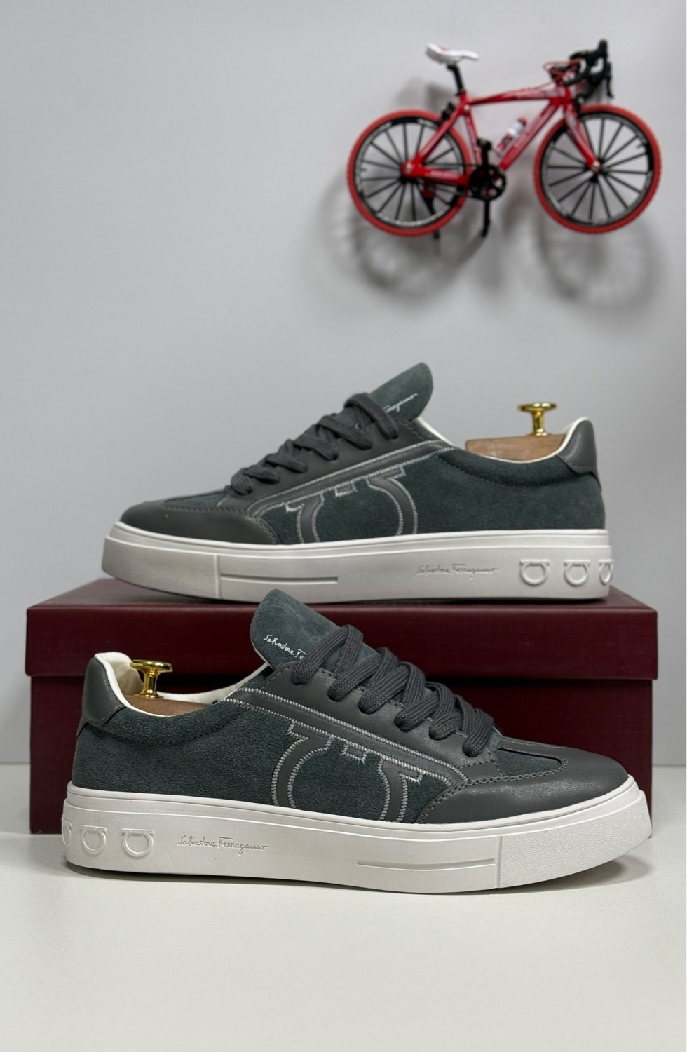 кеды salvatore ferragamo,кеды замшевые,кеды santoni мужские,кеды santoni,