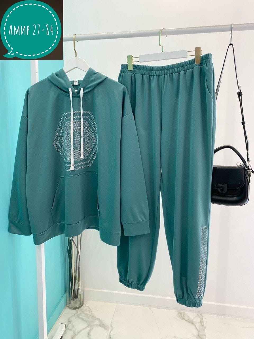 женские спортивные костюмы больших размеров,костюмы спортивные женские,женские костюмы больших размеров,спортивный костюм с капюшоном большие размеры,костюм женский толстовка