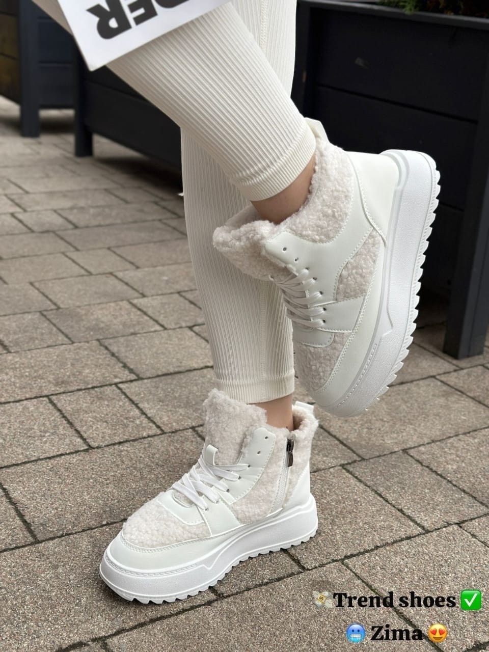 ,кроссовки женские зимние,женские зимние кроссовки с мехом,женская зимняя ,кроссовки женскиe