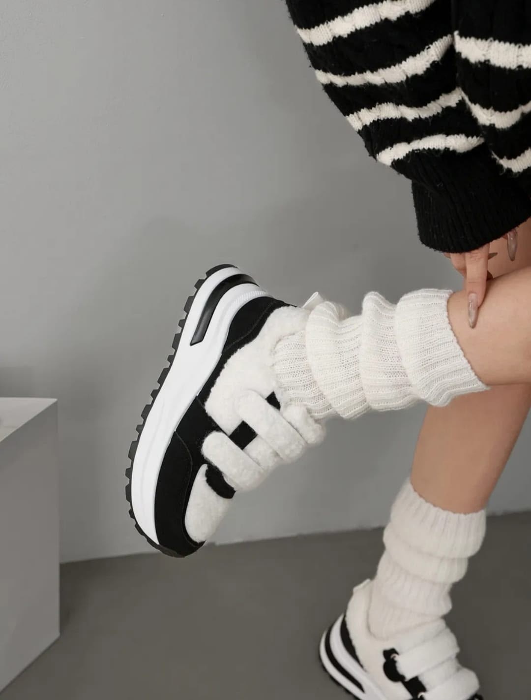 ,женские кроссовки,кроссовки женские зимние,стильные женские кроссовки,массивные кроссовки