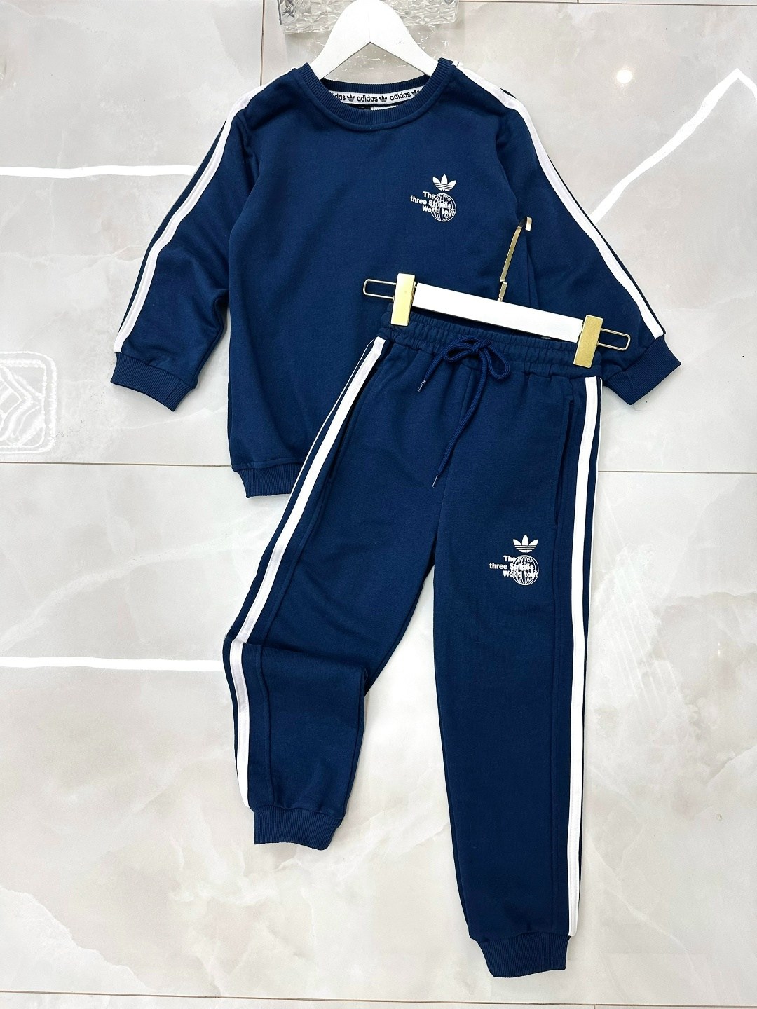 синий костюм адидас ориджинал,спортивный костюм adidas originals,детский спортивный костюм адидас 92 размер,спортивный костюм адидас для мальчика 12 лет,костюм спортивный тройка адидас детский