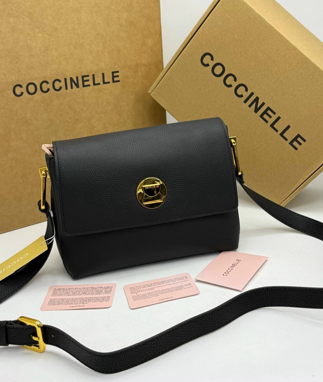 сумка coccinelle,женская сумка coccinelle,сумка через плечо coccinelle,coccinelle сумка на плечо,сумка