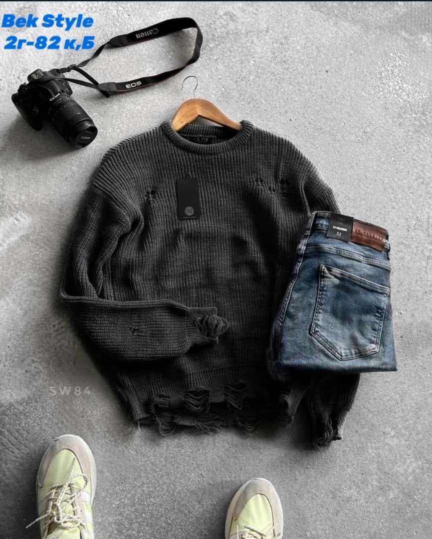 вязаные свитера мужские,свитер,рваные свитера,модные свитера,свитер повседневный