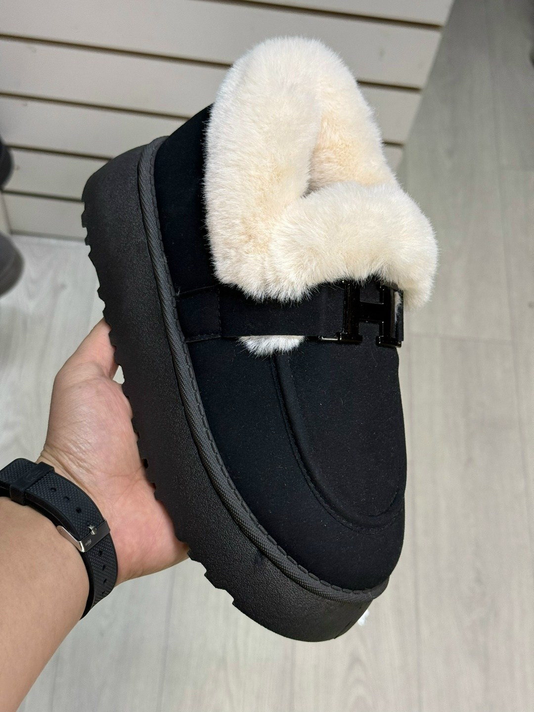 женские угги,,угги,угги женские зимние,модные угги