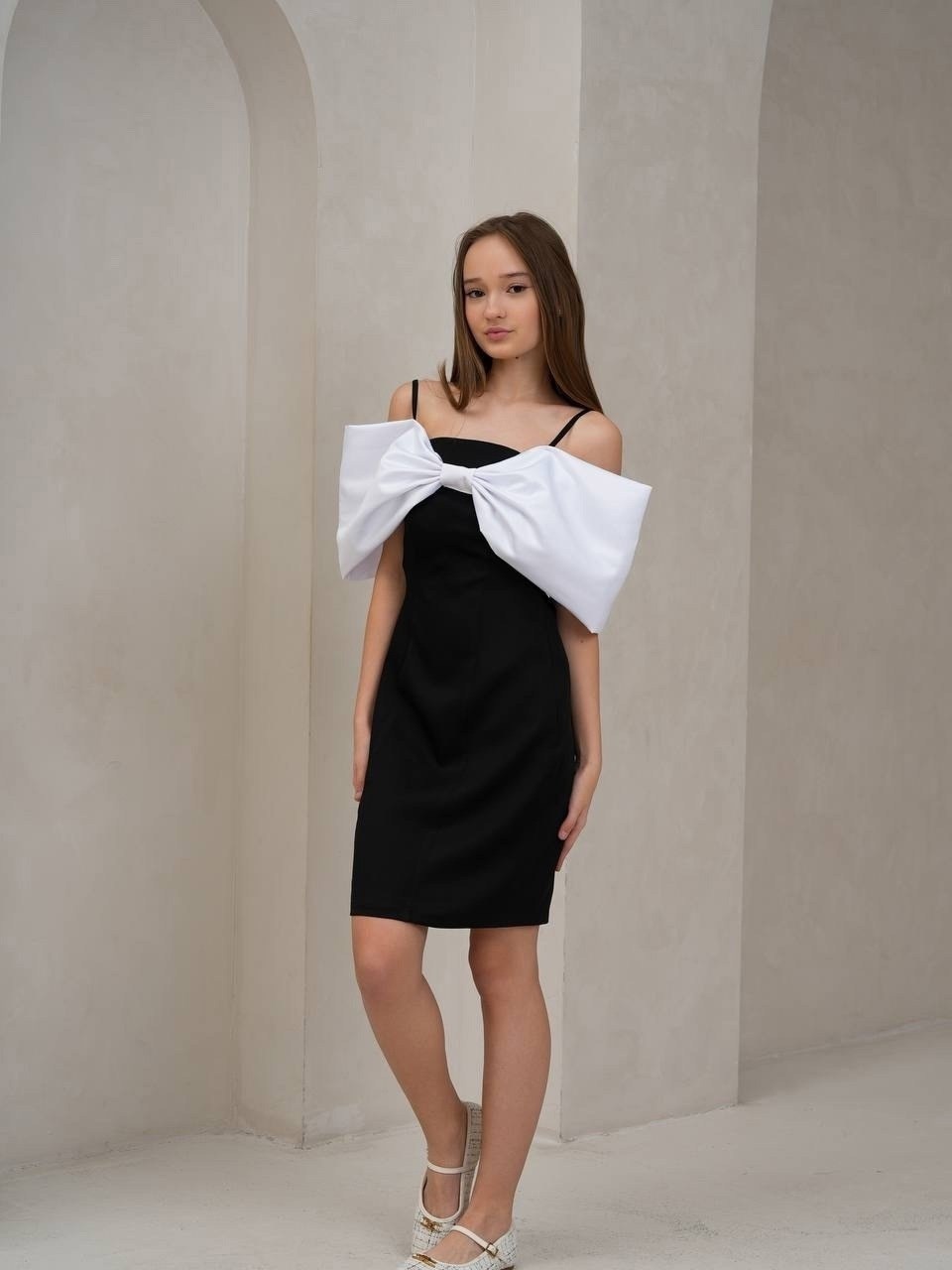 платье бант,коктейльное платье,платье с большим бантом,нарядные платья,женское платье с бантом
