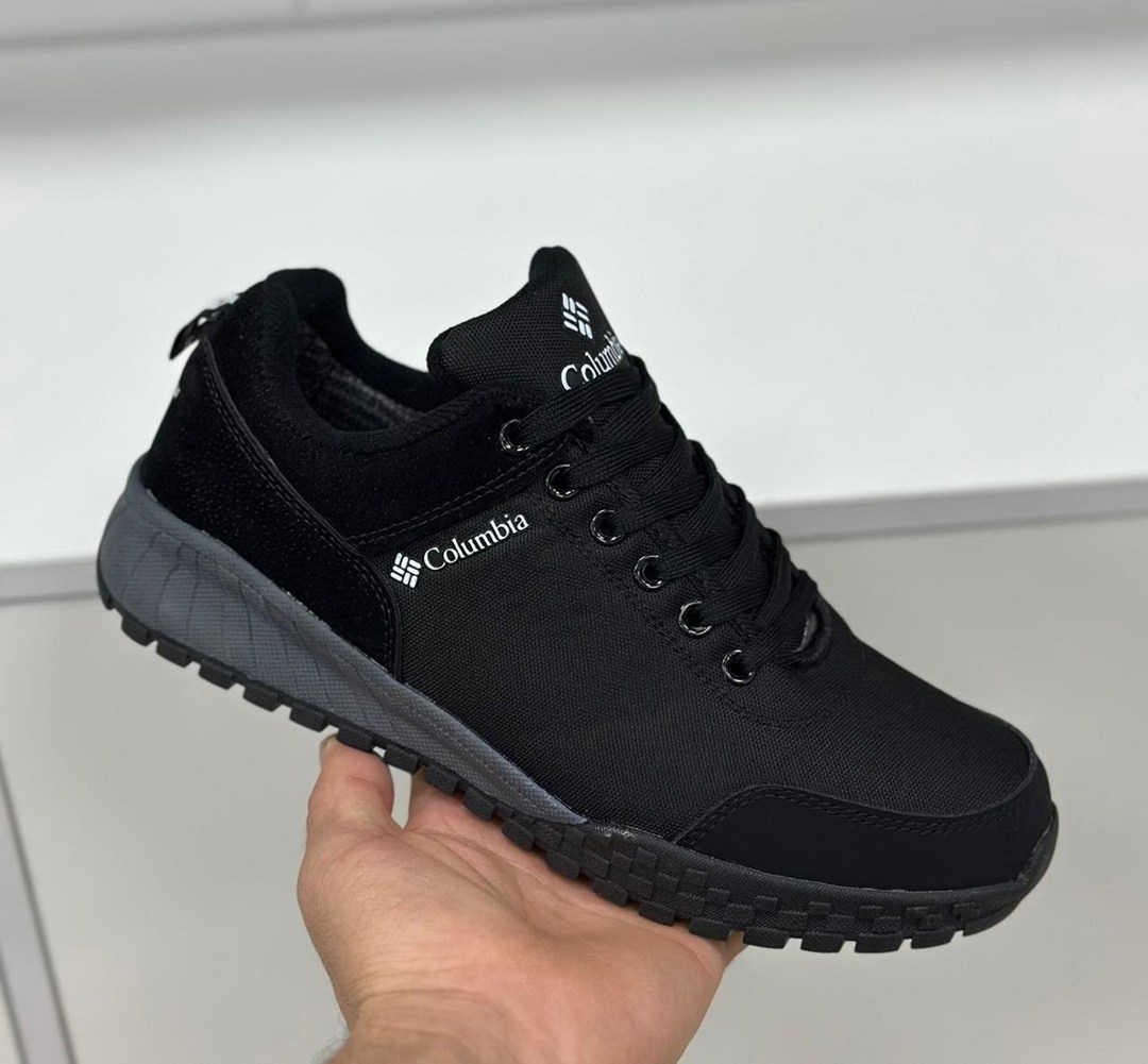 ,кроссовка мужской,мужские кроссовки,кроссовки коламбия черные,кроссовки термо