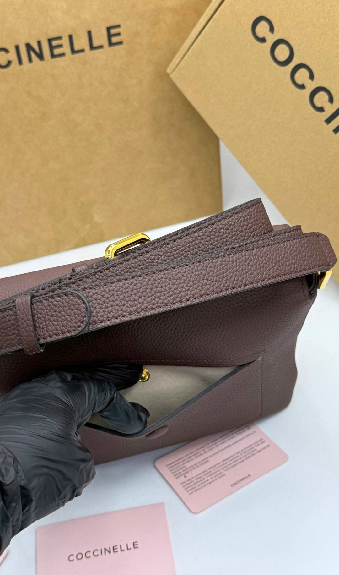 сумка coccinelle,женская сумка coccinelle,coccinelle сумка на плечо,сумки коричневый,сумка