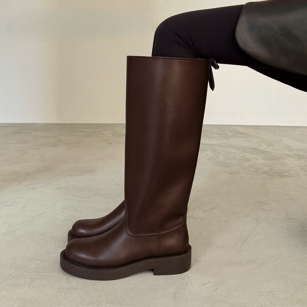 ,женские сапоги,модные сапоги,высокие сапоги,сапоги трубы