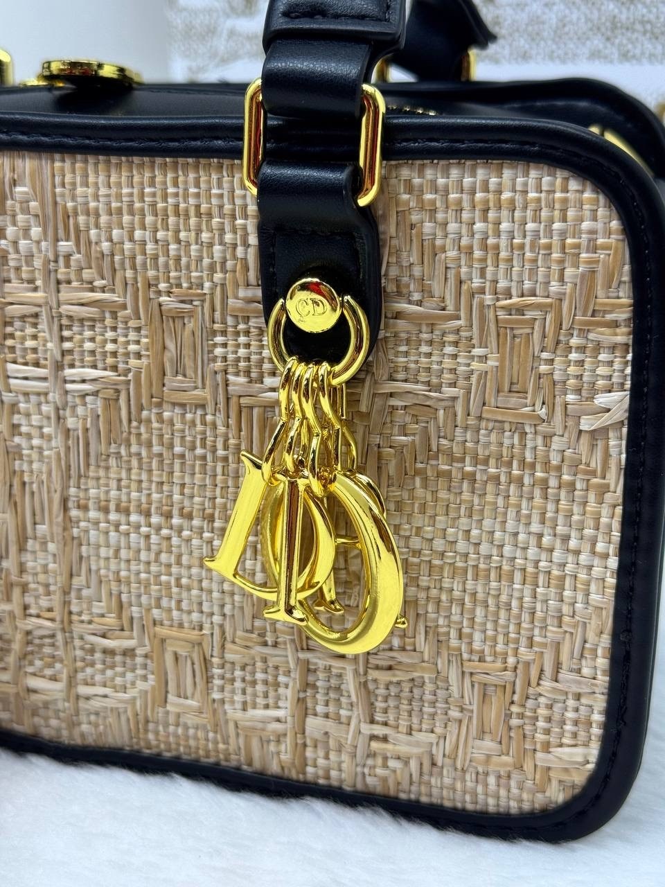 сумка женская christian dior,dior сумка,сумки через плечо christian dior,сумки женская,сумки диор